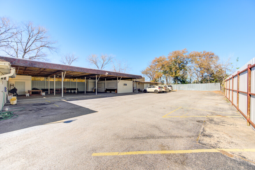 6122 Jessamine St, Bellaire, TX for sale - Building Photo - Image 3 of 7