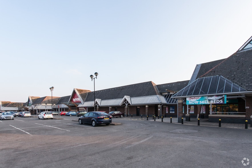 Cardiff Gate Retail Park, Cardiff for lease - Building Photo - Image 2 of 7