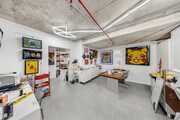 5445 Collins Ave-Miami Beach, Tony-11