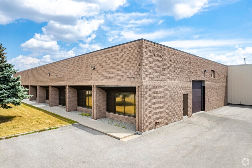 29-51 Vinyl Ct, Vaughan, ON for sale - Primary Photo - Image 1 of 1