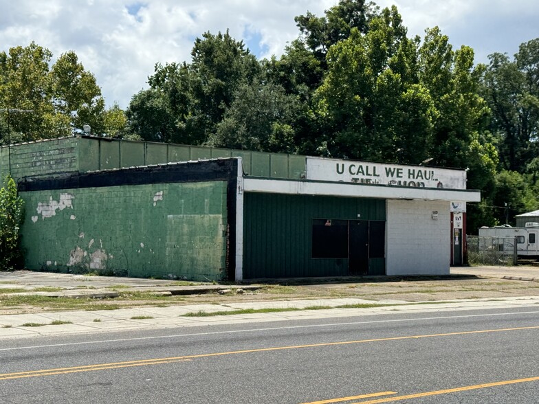 569 S Wilson Ave, Prichard, AL for sale - Building Photo - Image 3 of 4