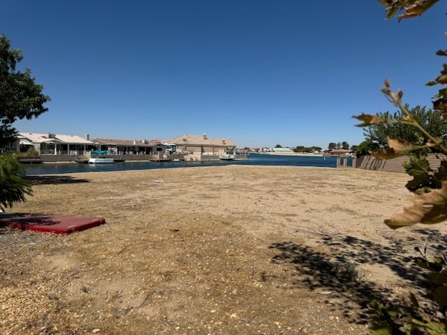 26306 Fleet Ln, Helendale, CA for sale - Building Photo - Image 3 of 24