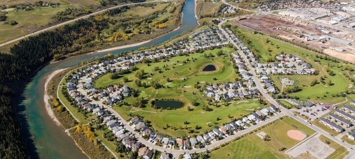 240 Riverview Dr, Cochrane, AB for sale - Aerial - Image 1 of 1