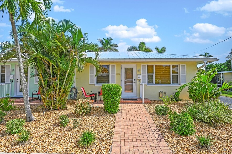 306-312 Harvey St, Punta Gorda, FL for sale - Building Photo - Image 2 of 13