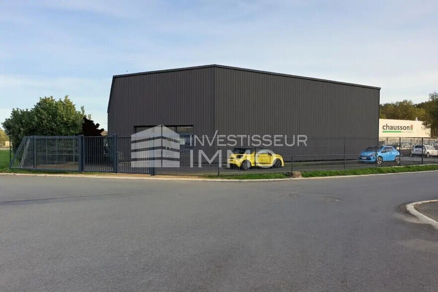 Office in Vulaines-sur-Seine for lease - Building Photo - Image 2 of 6