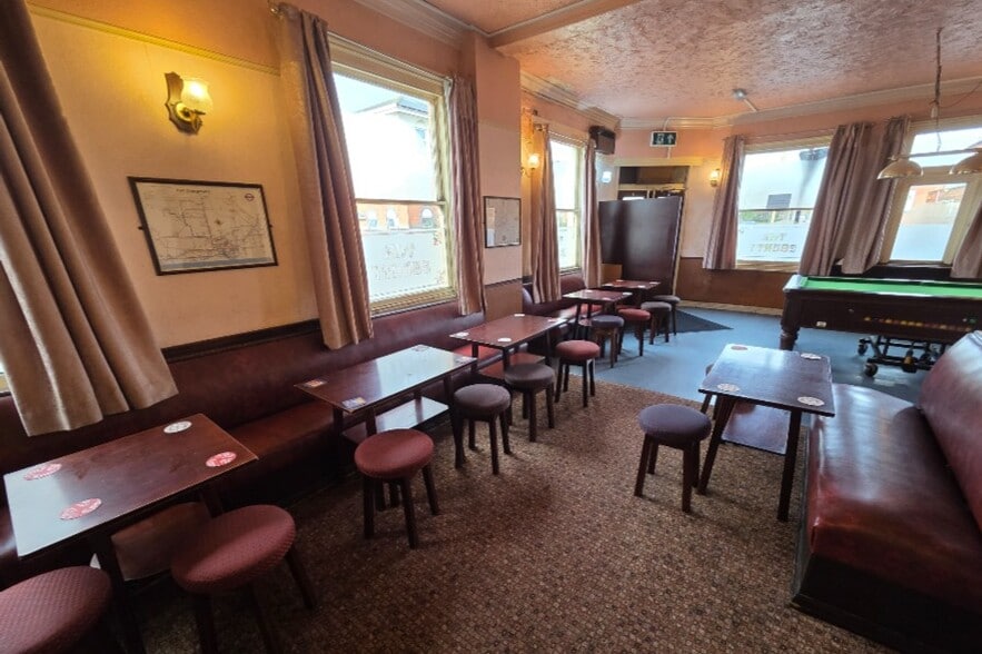 73-75 Francis St, Hull for sale - Interior Photo - Image 3 of 7