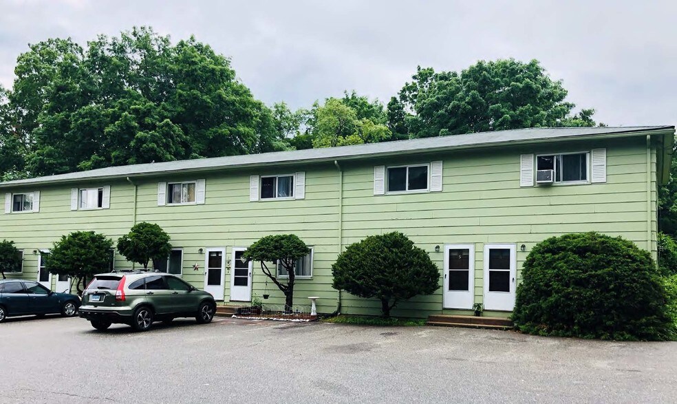 16 Lynch Rd, Chaplin, CT for sale - Primary Photo - Image 1 of 1