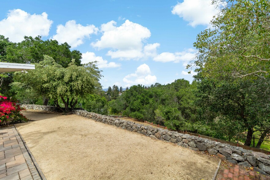 261 Durazno Way, Portola Valley, CA for sale - Building Photo - Image 3 of 39