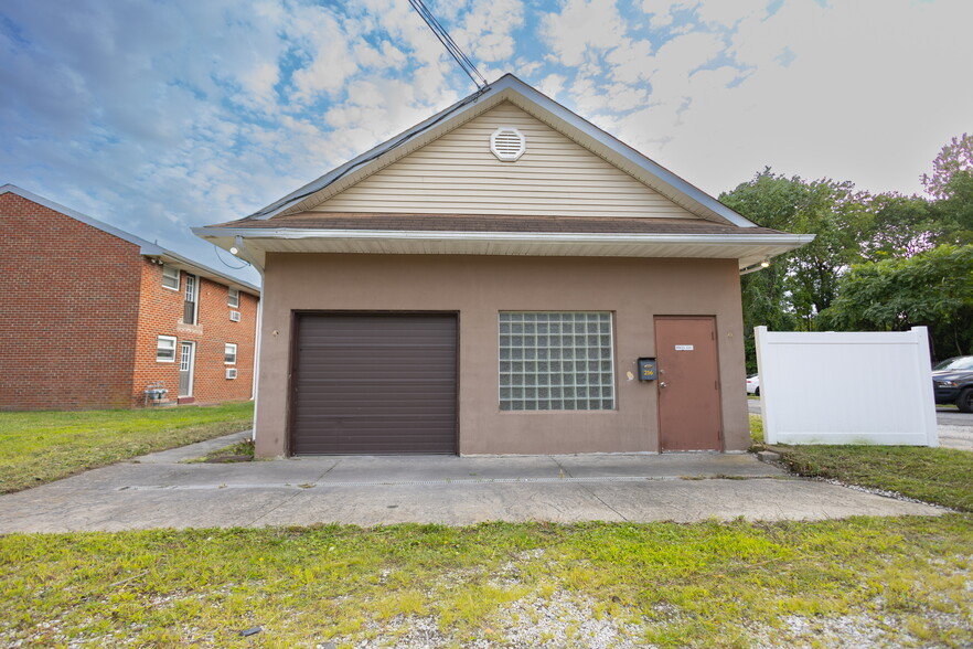 216 White Horse Pike, Clementon, NJ for lease - Building Photo - Image 1 of 32