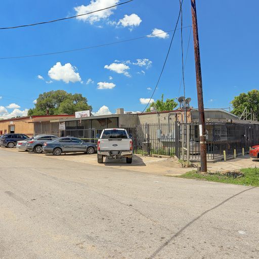 9142 Scranton St, Houston, TX 77075 Industrial for Sale