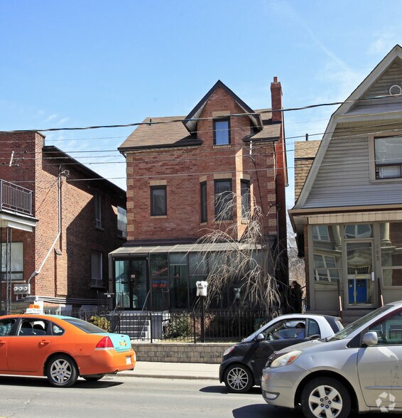 995 Dufferin St, Toronto, ON for sale - Primary Photo - Image 1 of 1
