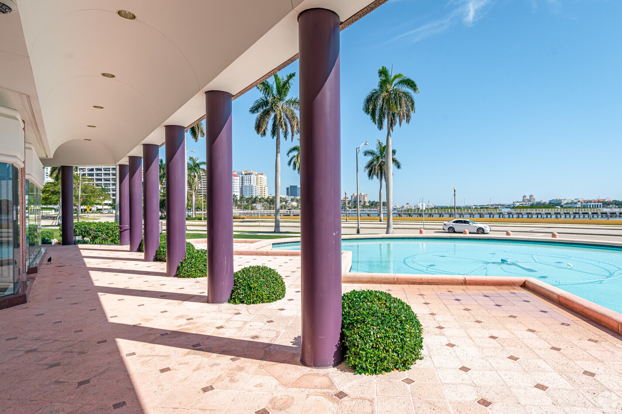 777 S Flagler Dr, West Palm Beach, FL 33401 Phillips Point (East