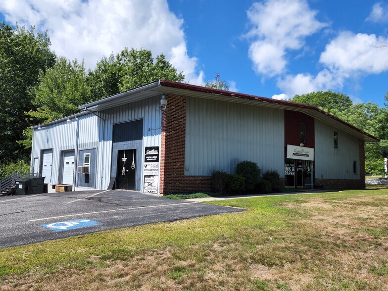 224 Gorham Rd, Scarborough, ME 04074