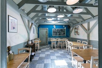 195 St. John's Hl, London for lease Interior Photo- Image 2 of 10