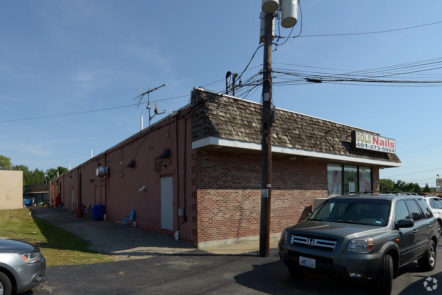 1463 Atwood Ave, Johnston, RI 02919 Retail for Lease