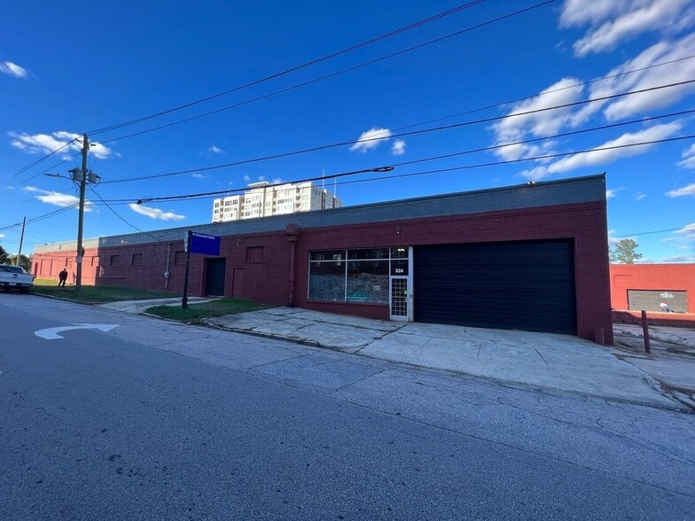 324 W Lane St, Raleigh, NC for sale - Primary Photo - Image 1 of 2