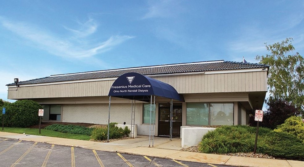 4750 Northfield Rd, North Randall, OH 44128