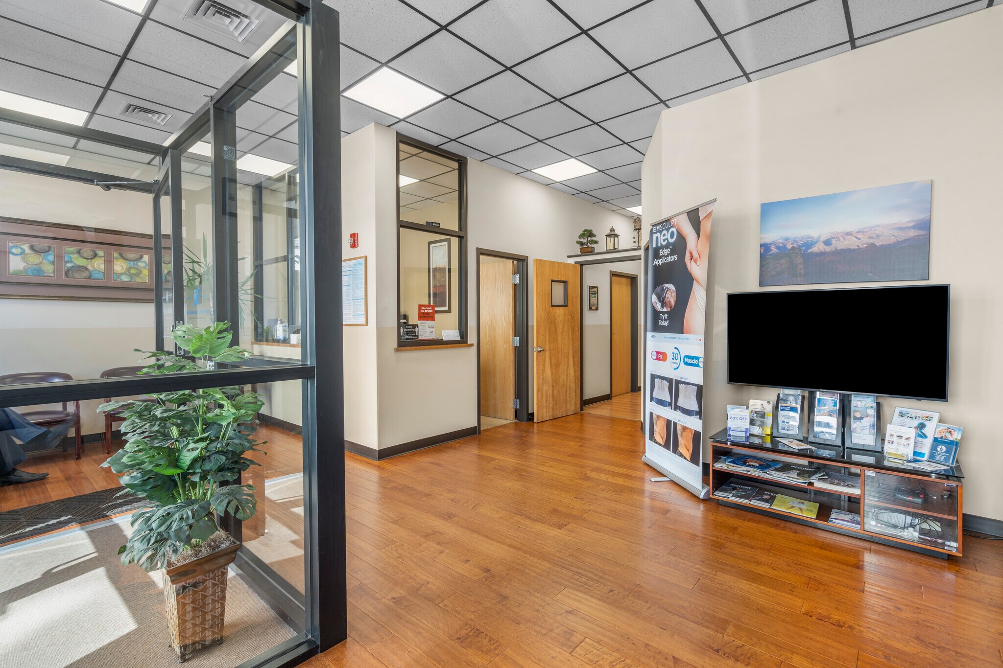 346 Main Ave, Norwalk, CT for lease Interior Photo- Image 1 of 12