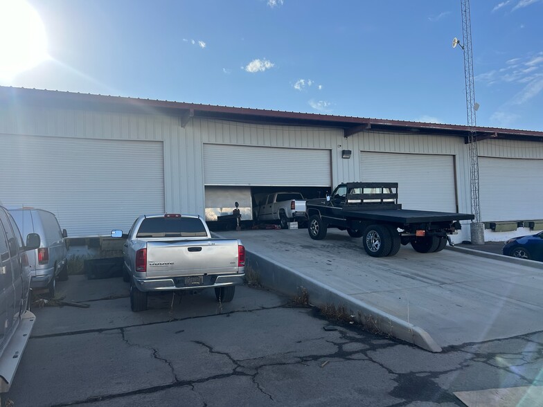 1315 E Gibson Ln, Phoenix, AZ for lease - Building Photo - Image 3 of 3