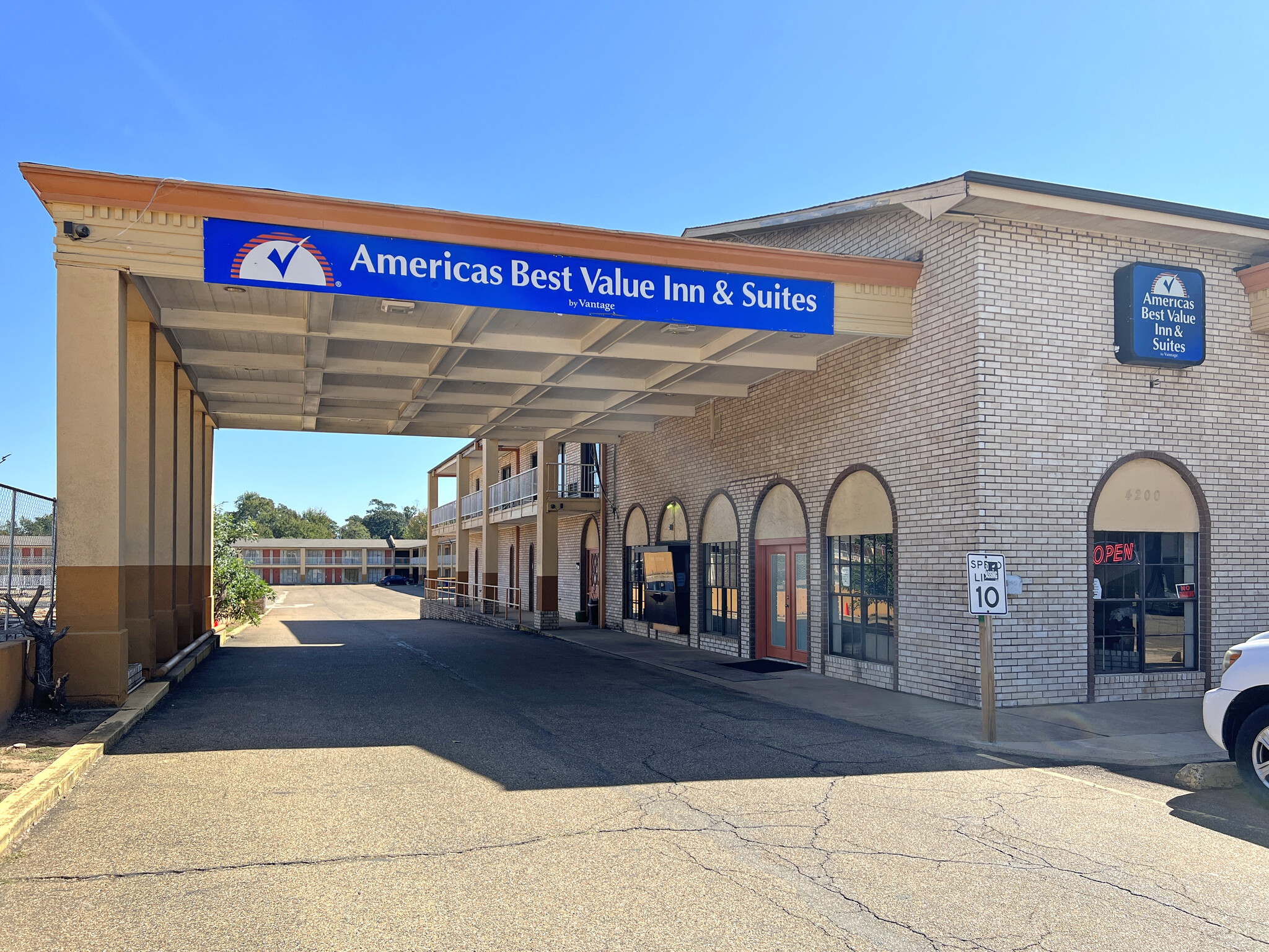 4200 N State Line Ave, Texarkana, AR for sale Building Photo- Image 1 of 1