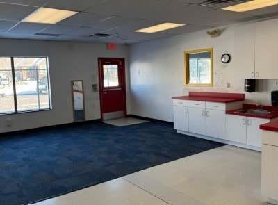 6251 N 110th Ave, Champlin, MN for lease Interior Photo- Image 1 of 9