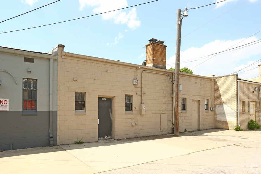 3521-3523 Fort St, Lincoln Park, MI for sale - Building Photo - Image 3 of 3