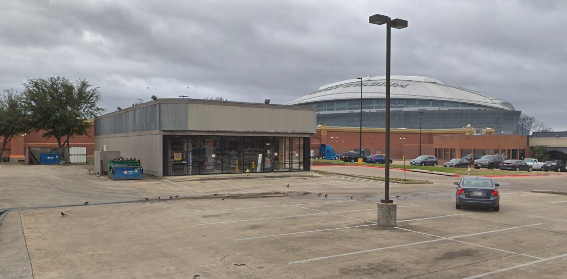 1071 N Collins St, Arlington, TX 76011 Retail for Lease