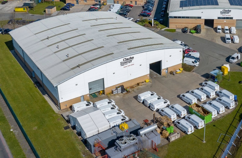 Multi-Let Industrial Investment portfolio of 3 properties for sale on LoopNet.com - Building Photo - Image 2 of 7