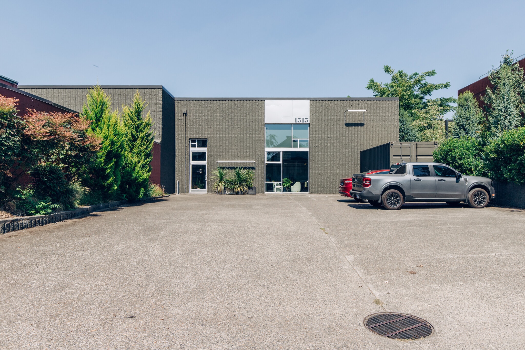 1313 SE Belmont St, Portland, OR for lease Building Photo- Image 1 of 15