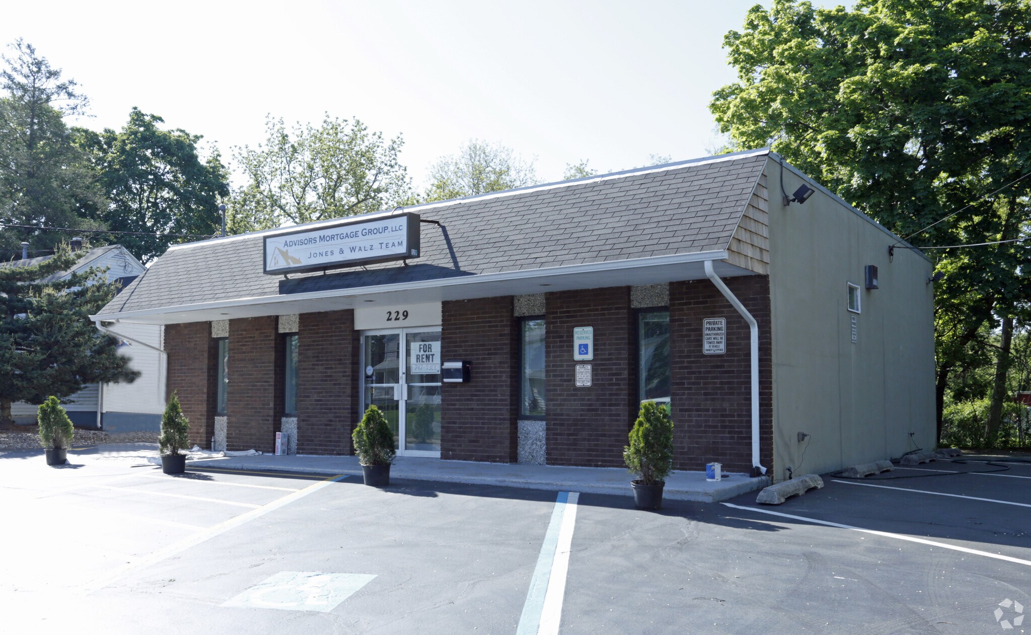 227-229 Newman Springs Rd, Tinton Falls, NJ for sale Primary Photo- Image 1 of 1