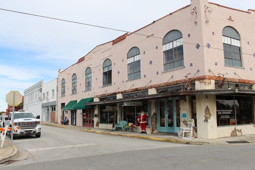 210 W Magnolia St, Leesburg, FL for sale - Primary Photo - Image 1 of 1