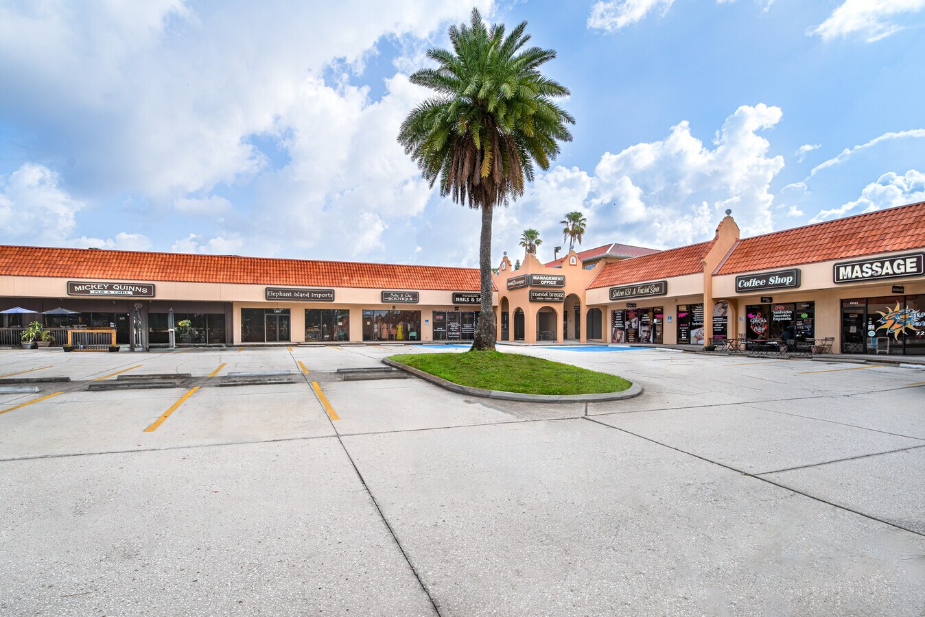 13023 Park Blvd, Seminole, FL 33776 Portobello Square Shopping Center