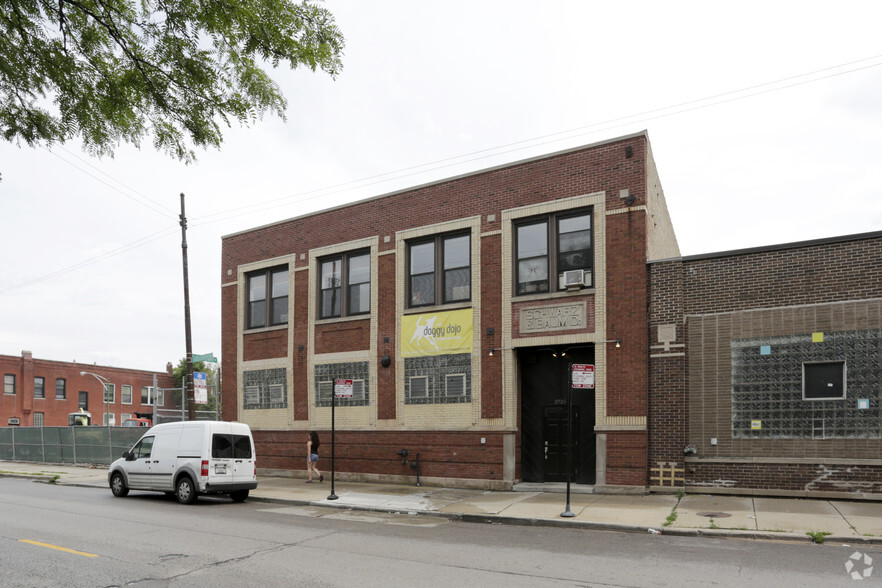 3735 W Belmont Ave, Chicago, IL for sale - Building Photo - Image 3 of 13