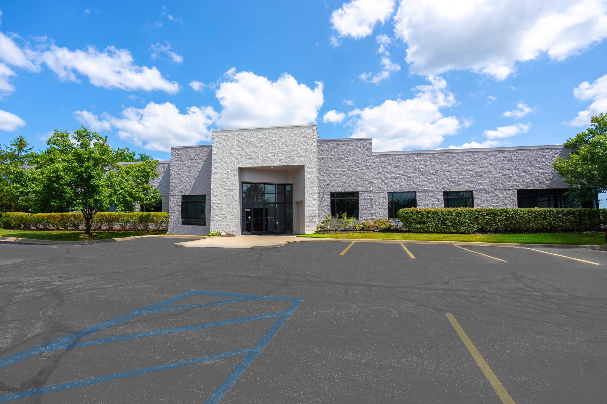 47828 Halyard Dr, Plymouth, MI for lease Building Photo- Image 1 of 8