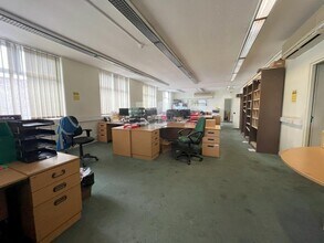 8 Whittle Rd, Ipswich for lease Interior Photo- Image 2 of 2