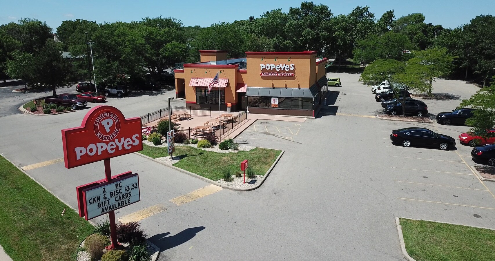 2844 Fish Hatchery Rd, Madison, WI 53713