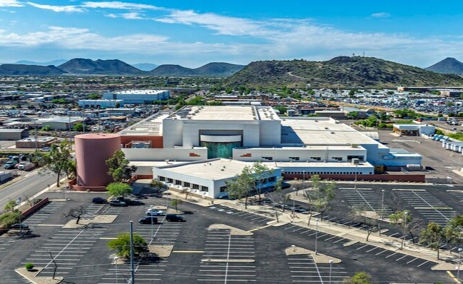 22600 N 19th Ave, Phoenix, AZ for lease Building Photo- Image 1 of 13