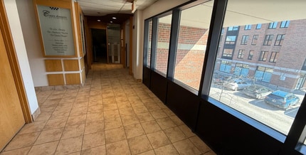 3700 Rue Du Campanile, Québec, QC for lease Building Photo- Image 1 of 2