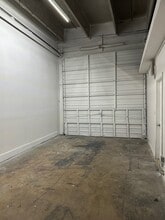 470 Ansin Blvd, Hallandale Beach, FL for lease Interior Photo- Image 2 of 8