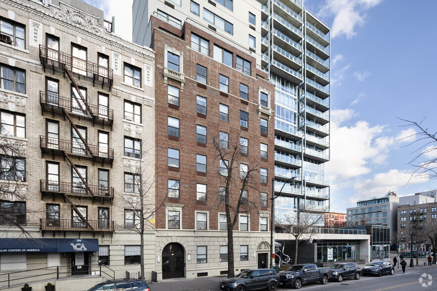 123-125 W 110th St, New York, NY for sale - Building Photo - Image 1 of 4