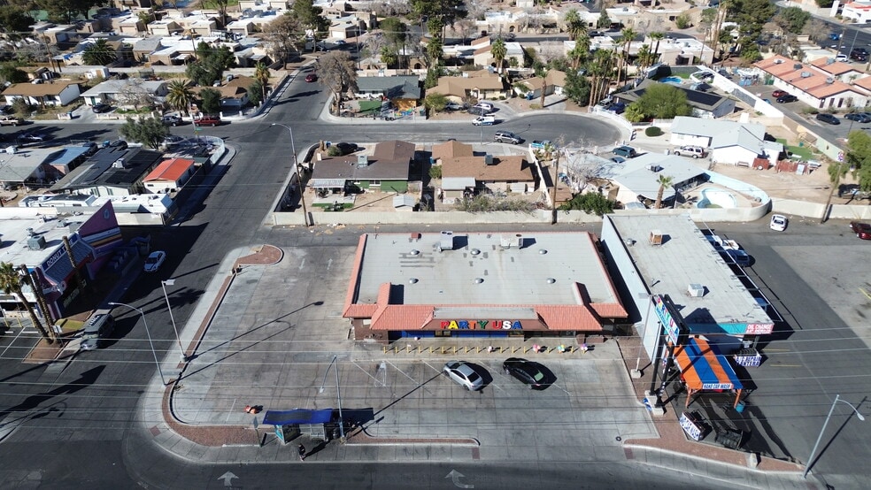 4300-4301 E Charleston Blvd, Las Vegas, NV for lease - Building Photo - Image 1 of 23