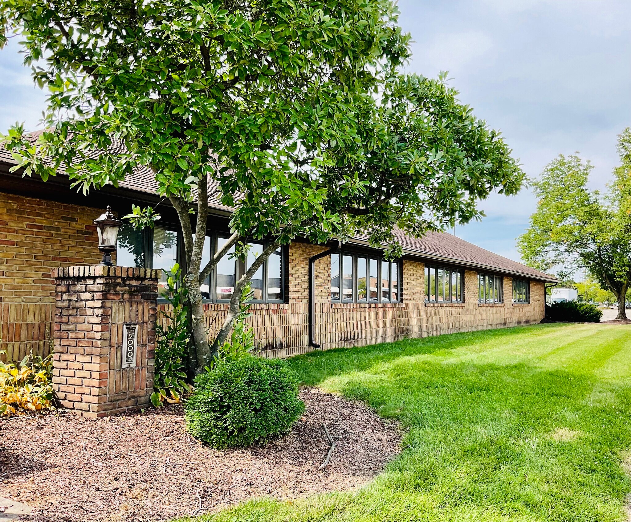 2000 Bethel Rd, Columbus, OH 43220