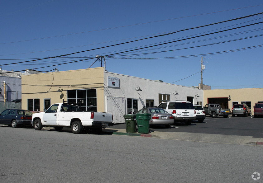 881-895 Hurlingame Ave, Redwood City, CA for lease - Primary Photo - Image 1 of 10