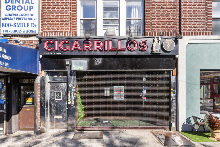 3219 Broadway, Astoria, NY for lease - Primary Photo - Image 1 of 5