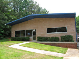 3172 E Ponce de Leon Ave, Scottdale GA - Warehouse