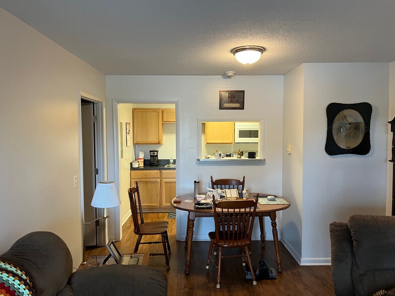 806 N Cumberland St, Lebanon, TN for sale - Building Photo - Image 3 of 8