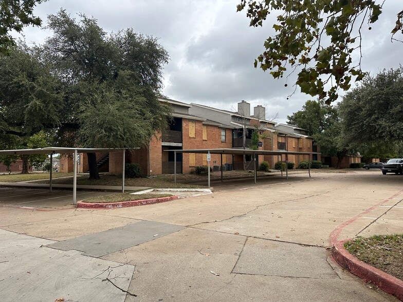 1601 Eastchase Pky, Fort Worth, TX for sale - Building Photo - Image 2 of 6