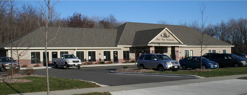 1460-1468 American Eagle Dr, Slinger, WI for lease - Building Photo - Image 1 of 2