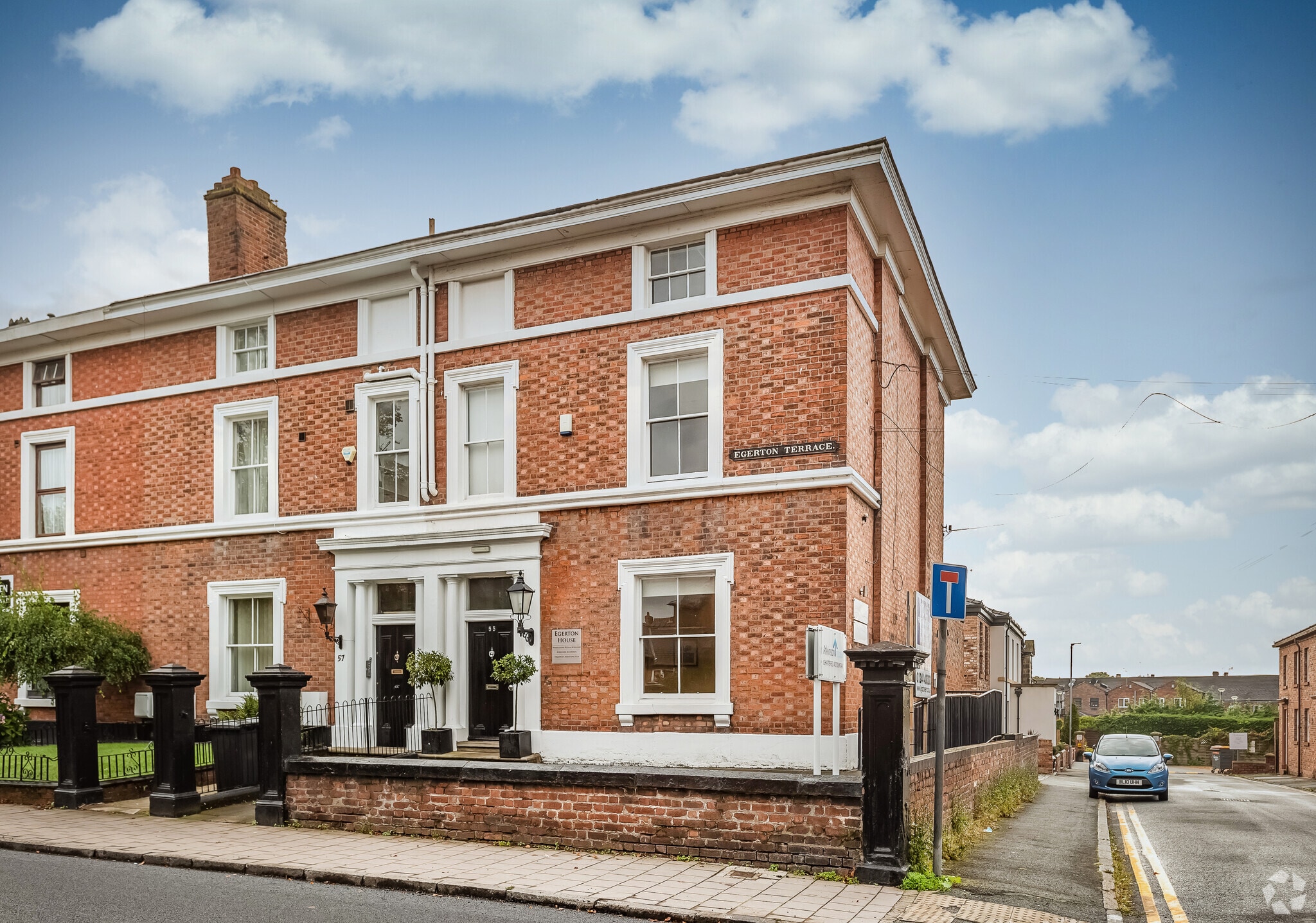 55 Hoole Rd, Chester for sale Primary Photo- Image 1 of 1