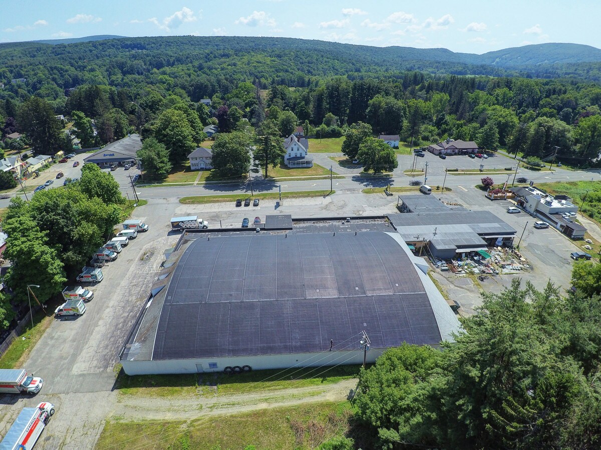 109 Stockbridge Rd, Great Barrington, MA 01230